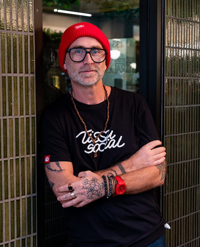 CENTRAIDE - 2106U T-shirt coton unisexe (NOIR) - SE. S16062 (AV) - SE. S16063 (DOS) - ETT. ETT1058 (BAVD)