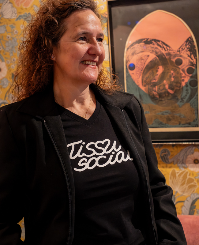 CENTRAIDE TISSUS SOCIAL - 4319W - T-shirt col V femme (NOIR) - SE. S16062 (AV) + SE. S16063 (DOS) + ETT. ETT1058 (MD)